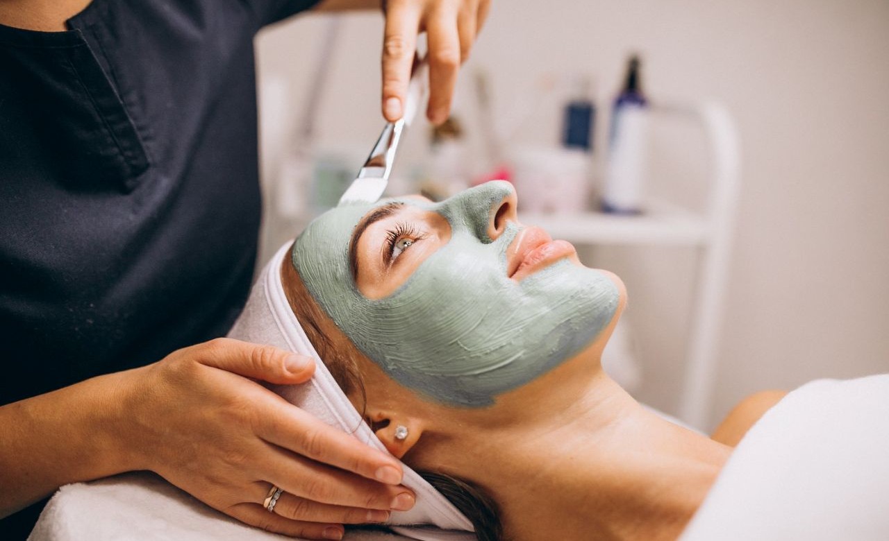 Premium-Facials